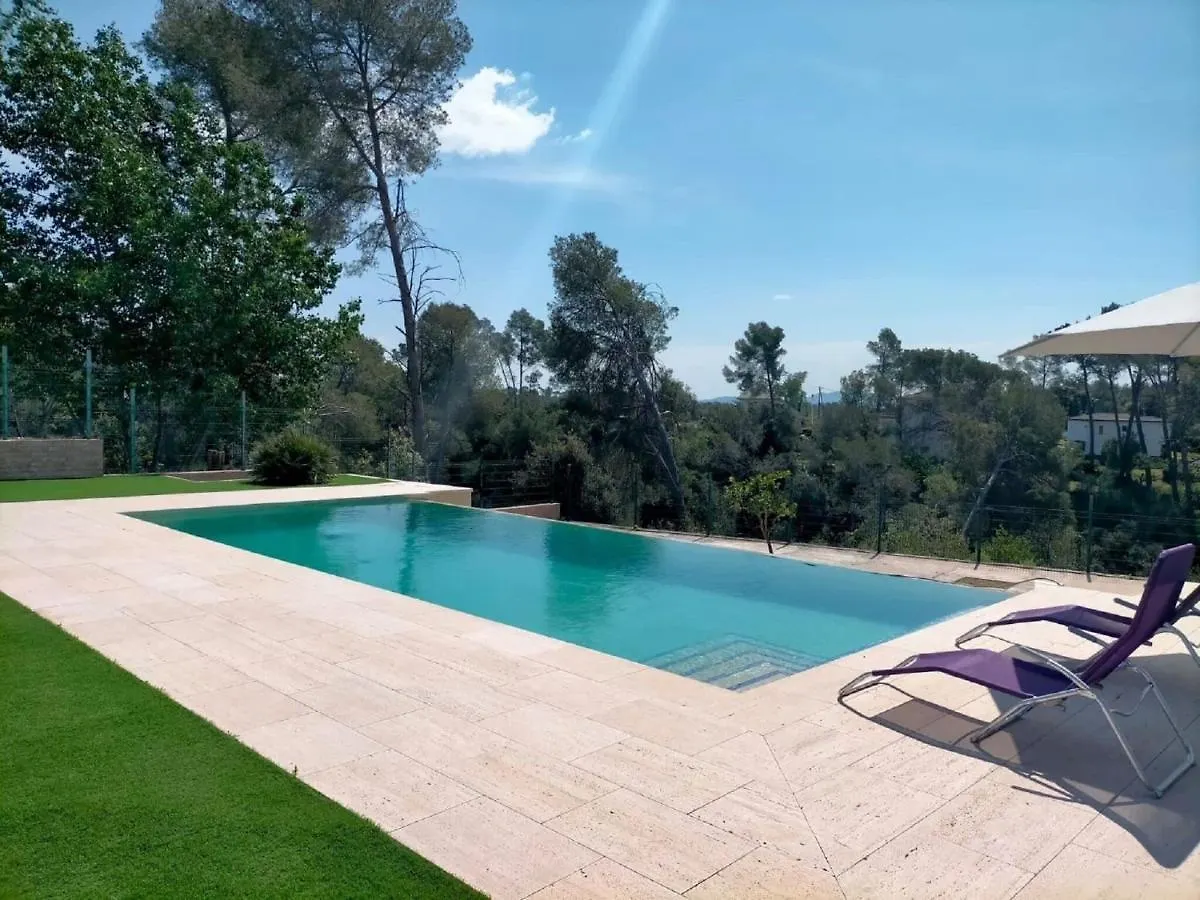 Belvilla By Oyo Preciosa Casa Con Jardin Castellar del Riu 0*,  Spain